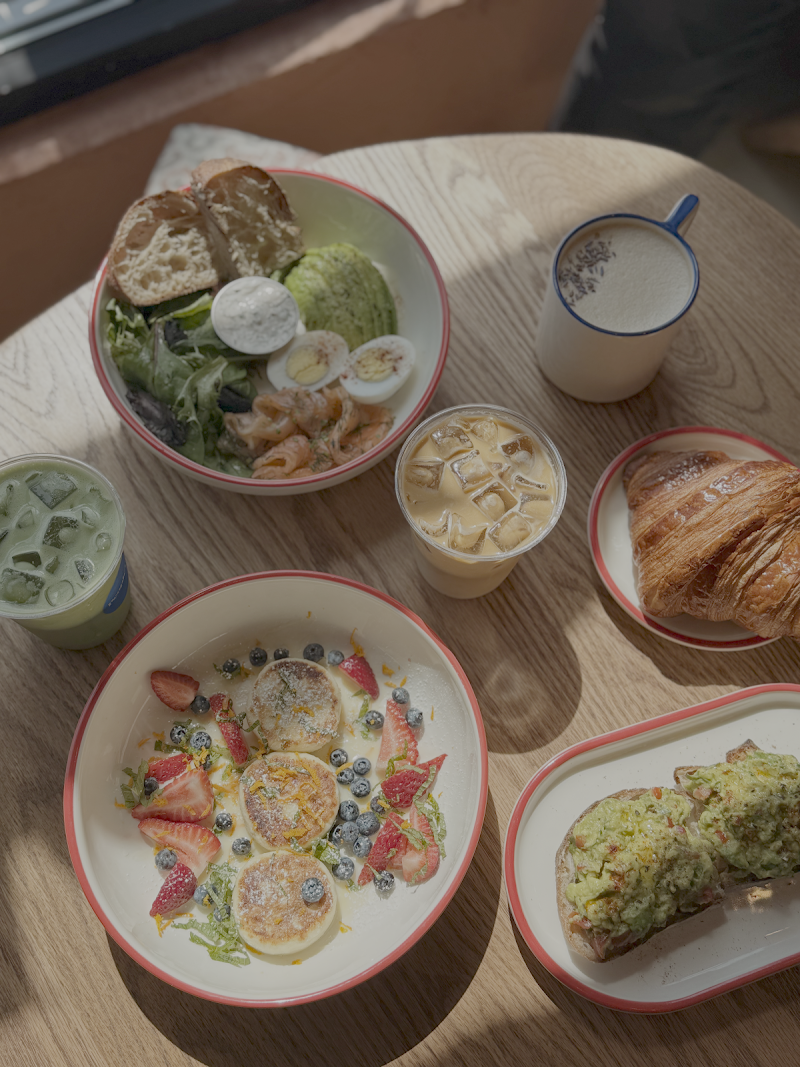 PeopleTalk Coffee & Wine