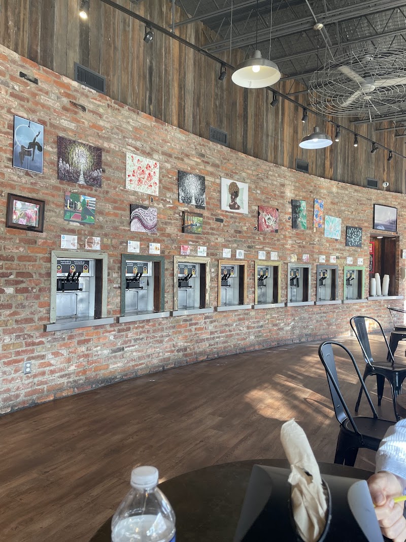 Freeze Frame Yogurt Shoppe