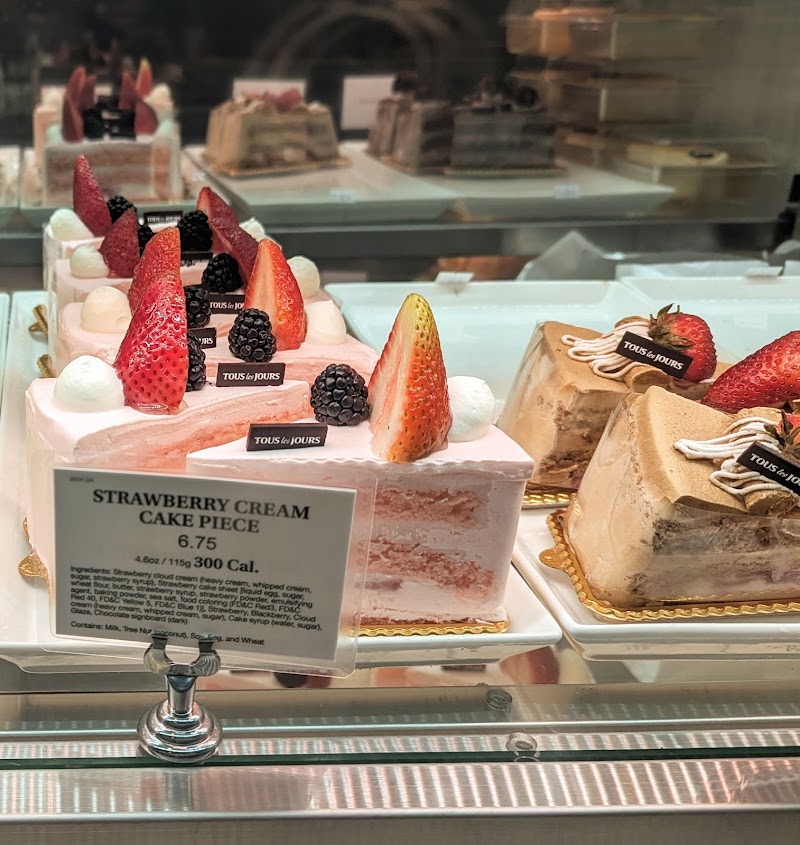 Tous les Jours Bakery and Cafe