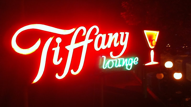 Tiffany Sports Lounge