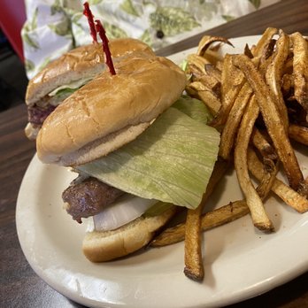 Garland Cafe Buckingham Road