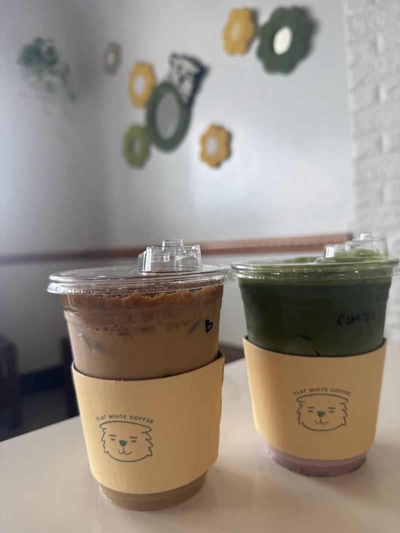 Flat White Coffee, Cypress