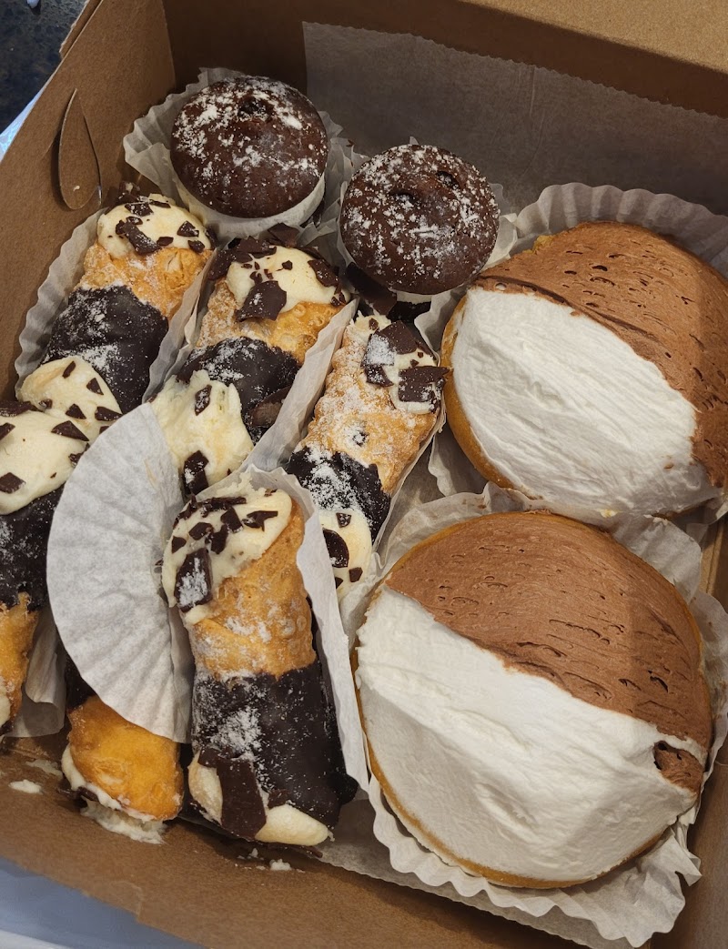 White's Bakery & Cafe