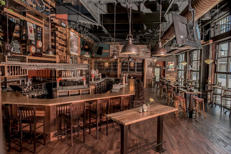 Café Hollander Brookfield Corners