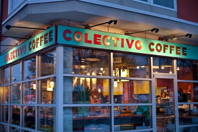 Colectivo Coffee Swan Blvd.