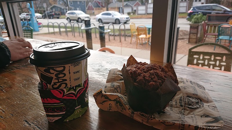 Colectivo Coffee Swan Blvd.