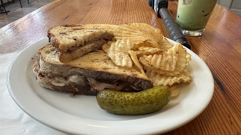 Posies Bakery & Cafe