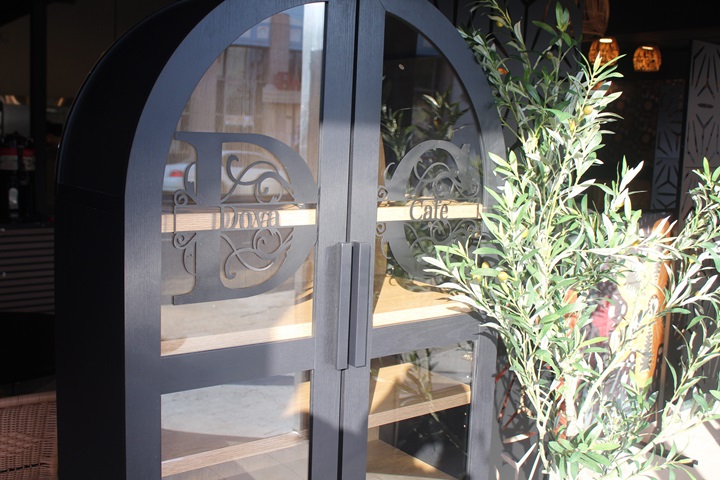 Dova Cafe