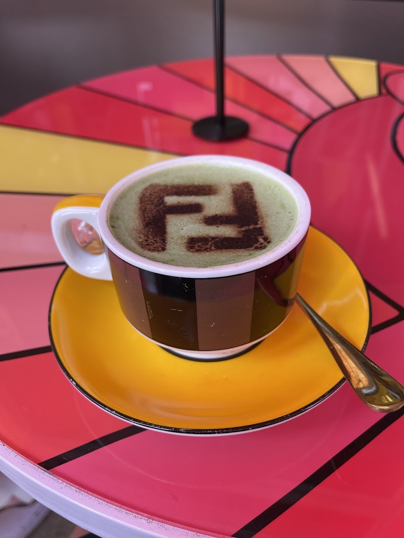 FENDI cafè