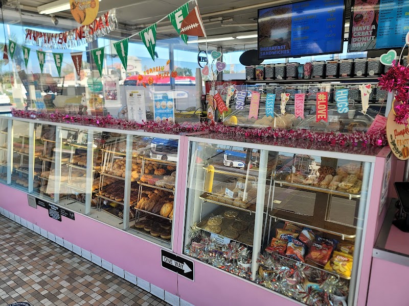 Baker's Dozen Donuts - Riverside