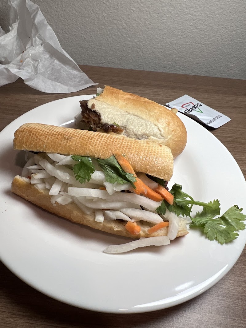 Paris Banh Mi Cafe & Bakery