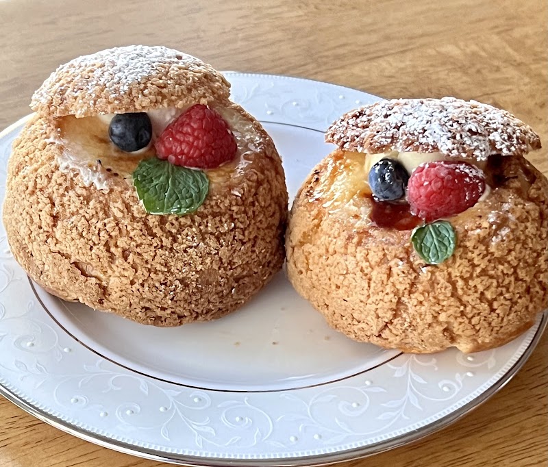 Light On The Sugar Bakery Café