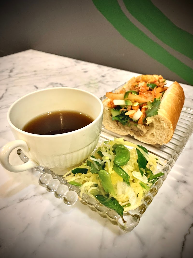 Café Couleur Banh mì