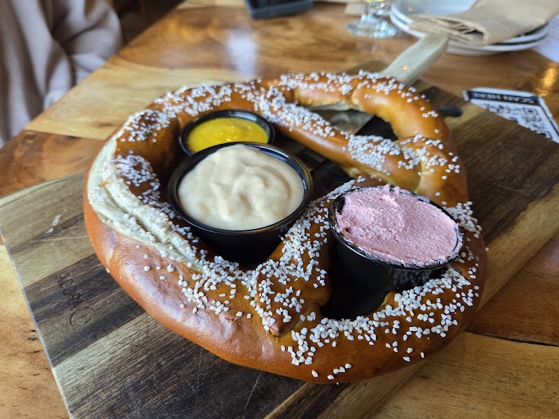 Bahnhof WVrsthaus & Biergarten