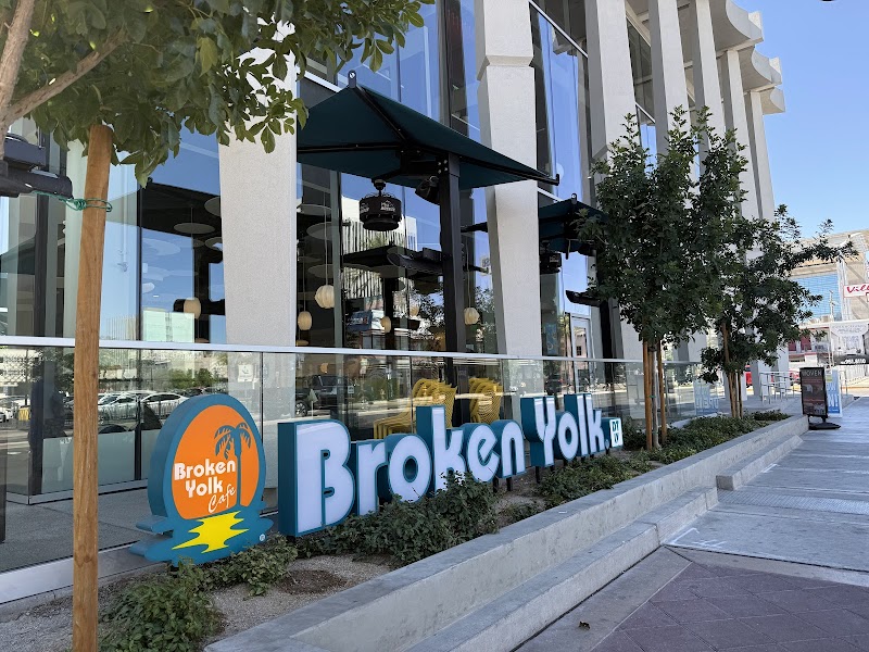 Broken Yolk Cafe