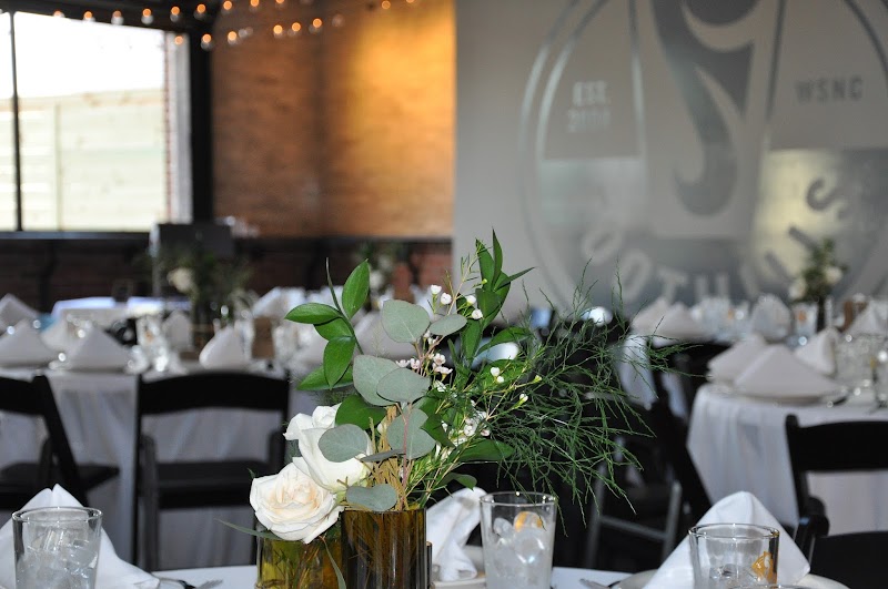 Footnote Coffee & Cocktails