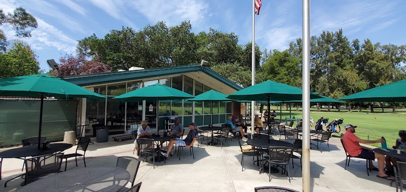 Mulligan's Cafe @ William Land Park Golf Course