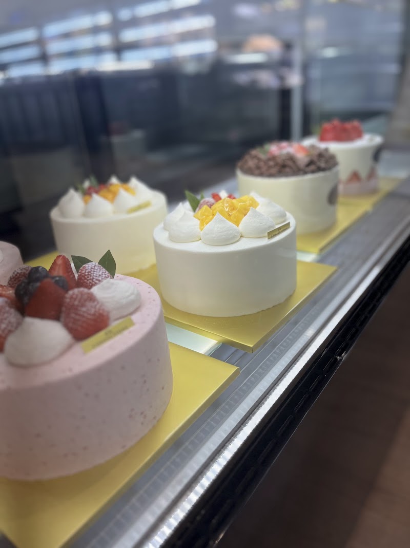 Confections Bakery & Cafe - Suwanee