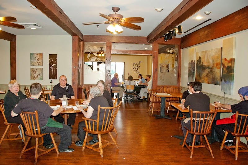 Lambs Farm's Magnolia Cafe & Bakery