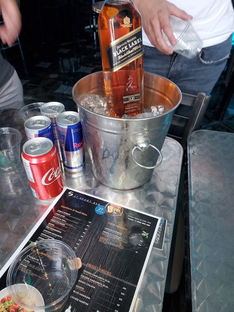 27 Sport Bar & Cafe
