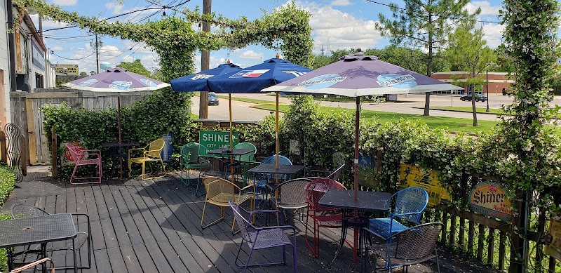 The Logon Cafe & Pub