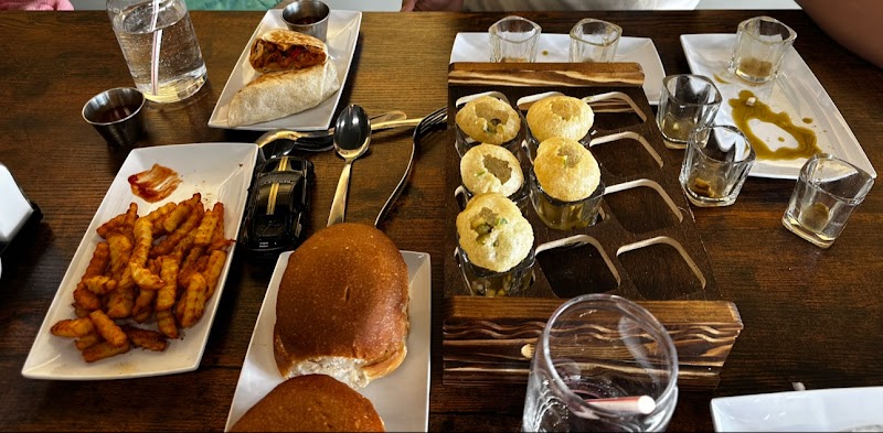 Chit Chaat Cafe & Bar