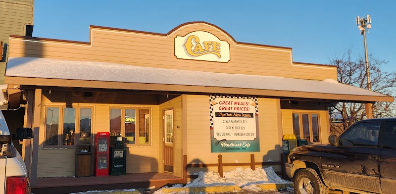 Windbreak Hotel, Cafe & Lounge