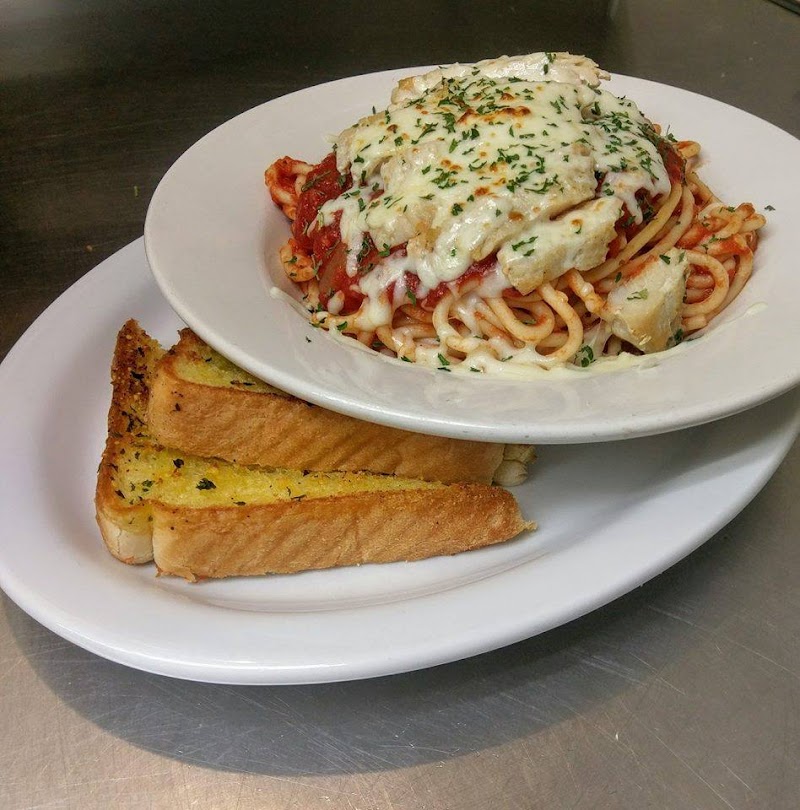 Crack'd Pot Restaurant & Bakery