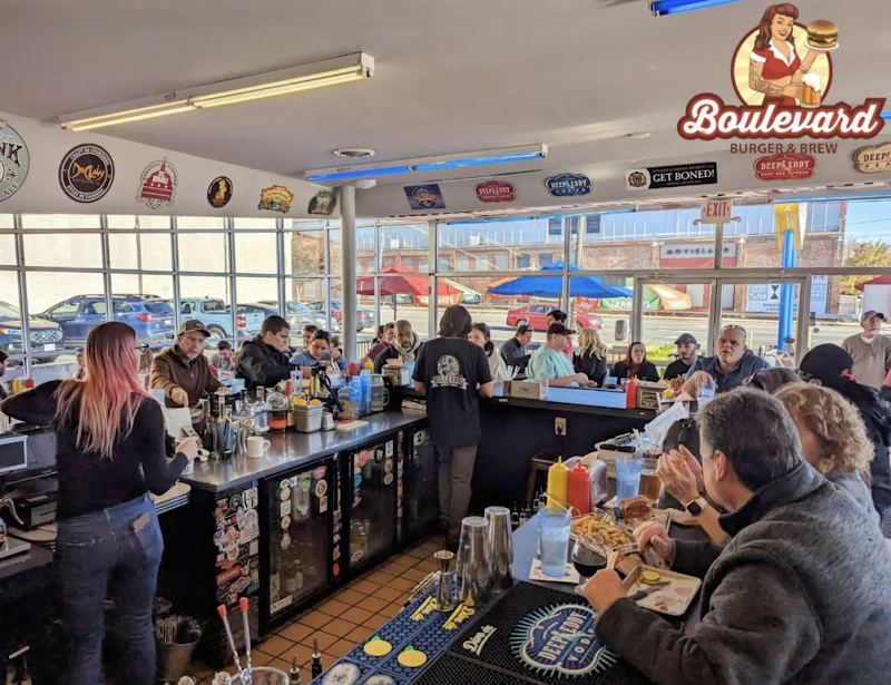 Boulevard Burger and Brew
