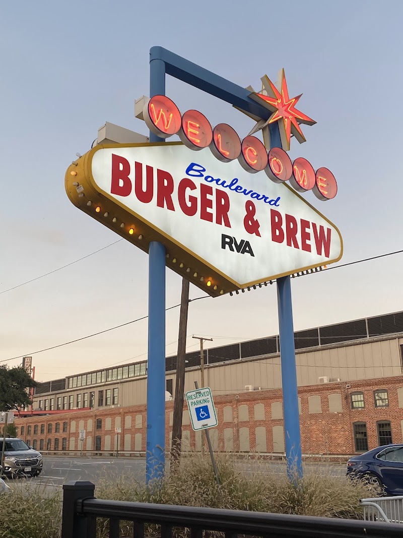 Boulevard Burger and Brew