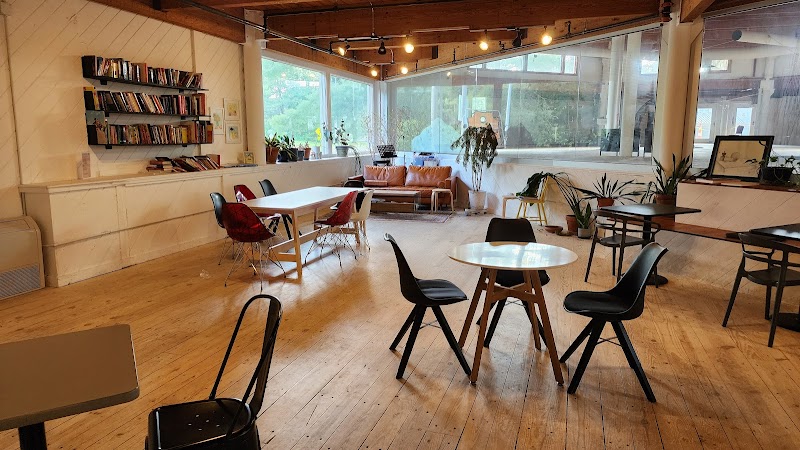 RaonJena Coffee & Dessert