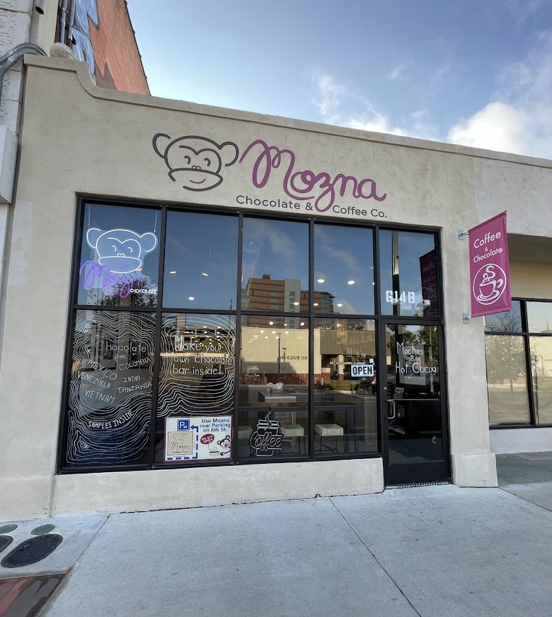 Mozna Chocolate & Coffee Co.