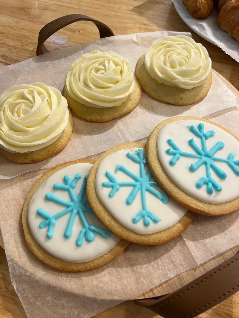 Three Branches Cafe and Bakery