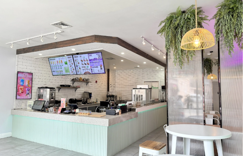 Mía Cane Juicery and Açaí Bar