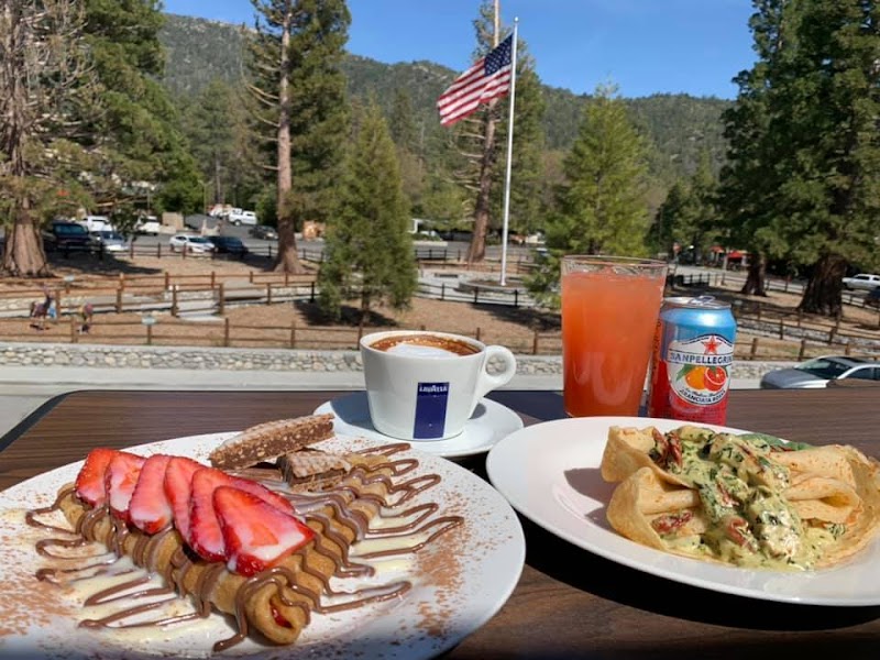 Mamma Mia Crepes and Desserts