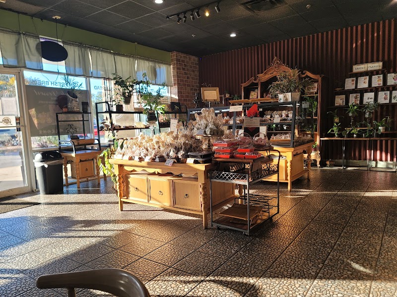 Picasso Moments Bakery, Cafe, & Boba Tea