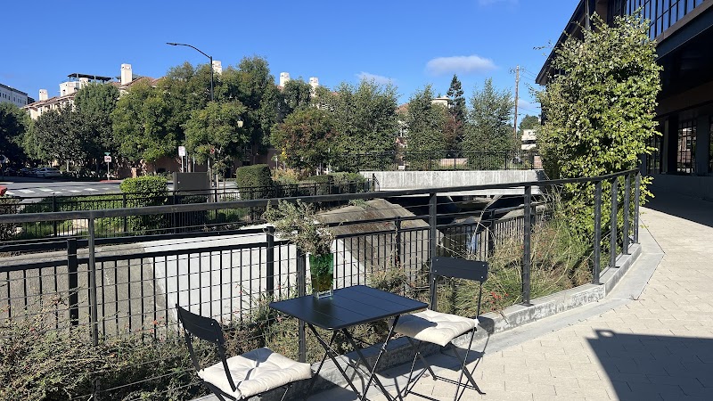 Cappucho Cafe & Coffee Roaster