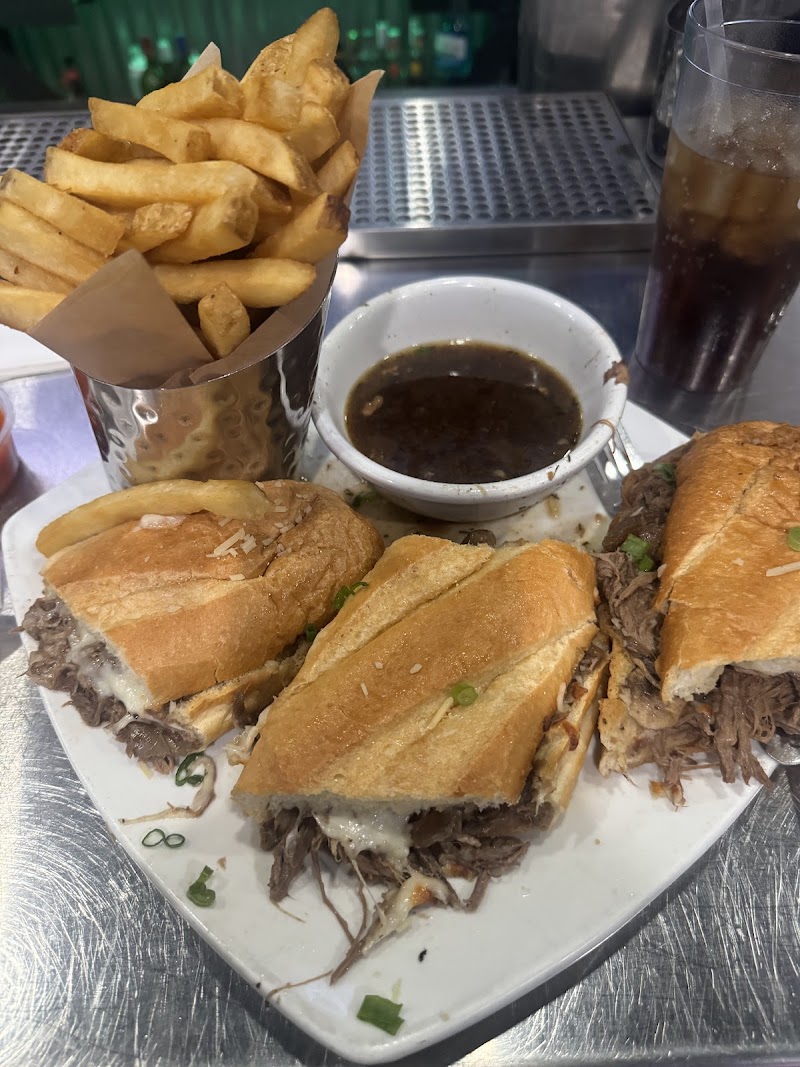 Cuzin’s Pub & Grill