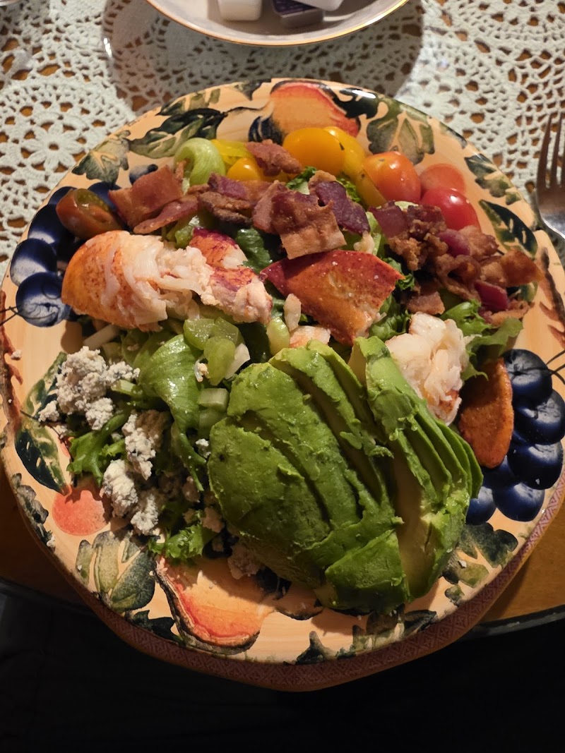 The Round Hearth Cafe and Market Place