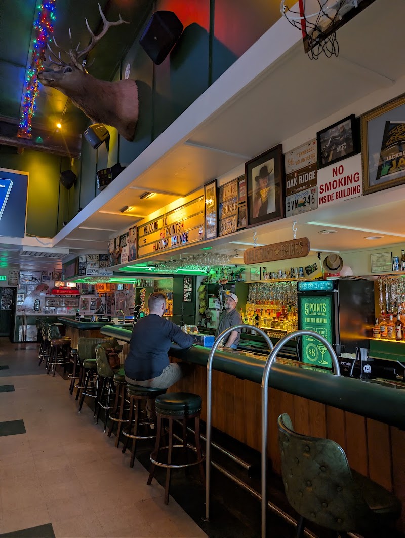 5 Points Liquor Lounge