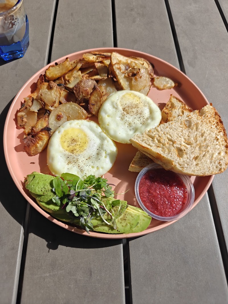 Paradeco Coffee Roasters