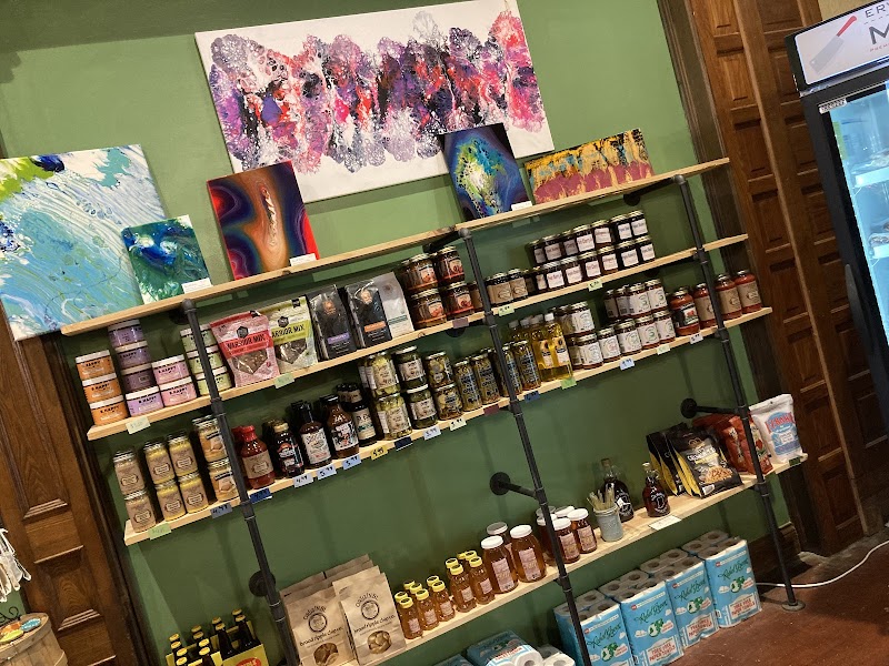 Radish Market & Cafe