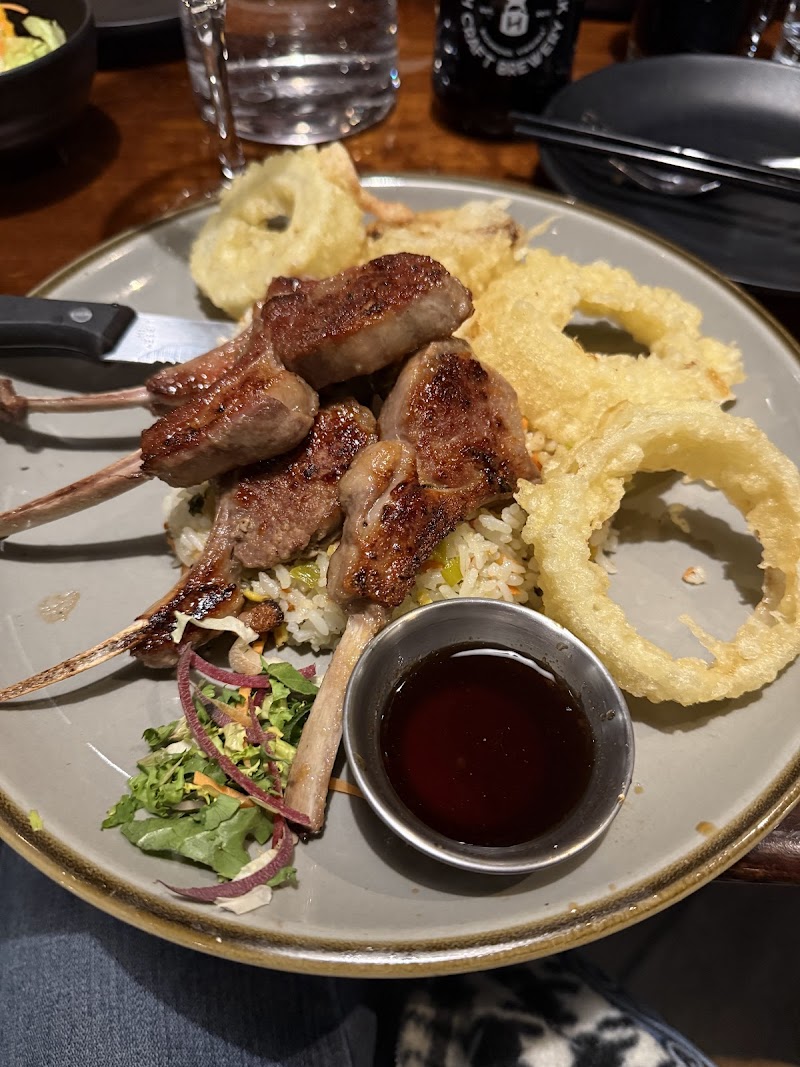 Lucky AF: Asian Fusion & Sushi