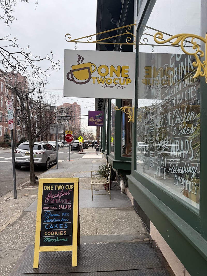 One Two Cup Coffee & bagels & sandwiches Vegan & vegetarian friendly