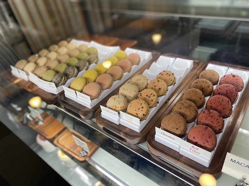 Bon Creme Cake & Coffee