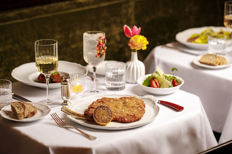 Sant Ambroeus Lafayette