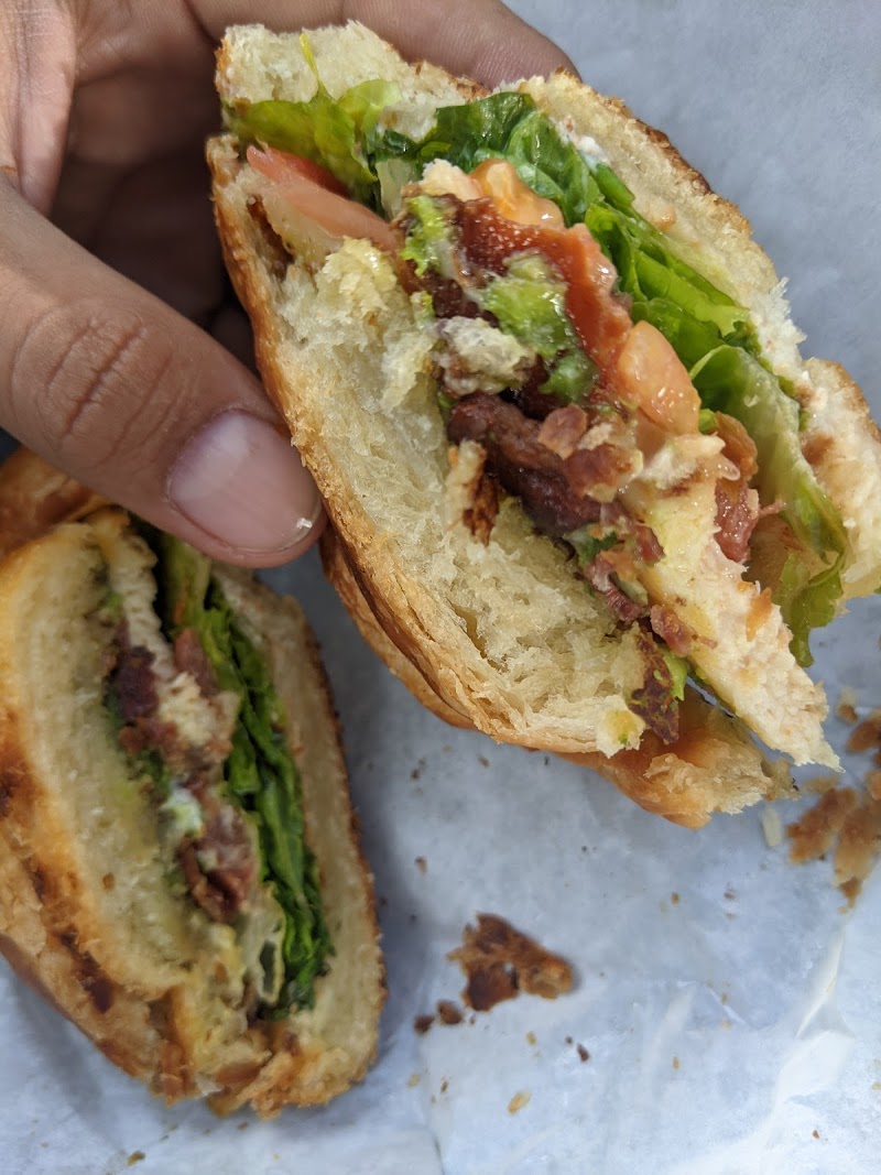 Cafe Des Croissants (Drive-thru)