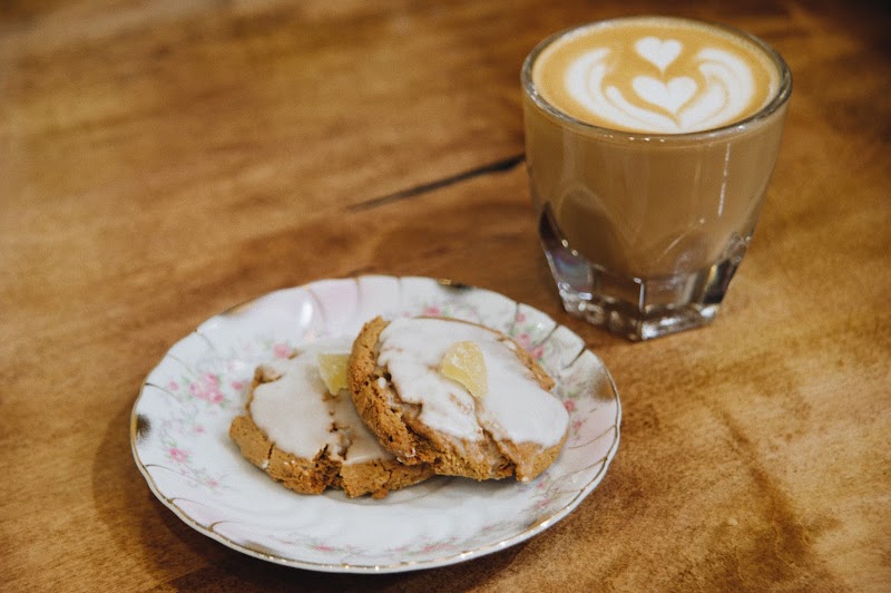 Perets Dessert & Coffee Bar