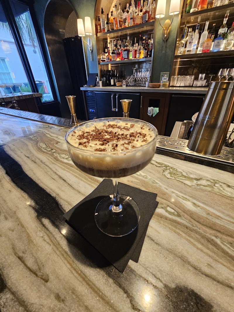 The Palmetto Lobby Bar