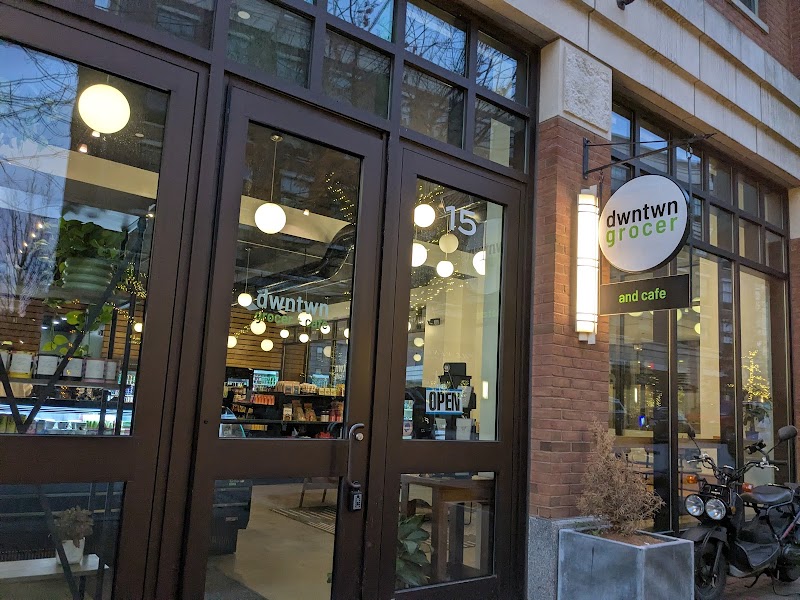 Downtown Grocer and Cafe